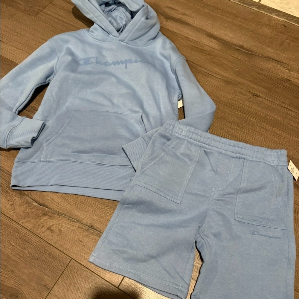 Boys Champion 2PC Fleece Hoodie And Shorts Set Size 7